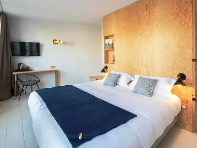 Hotel Montholon Paris
