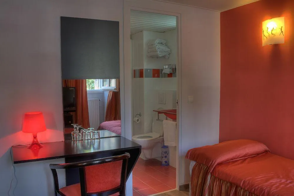 Hotel Montholon Paris