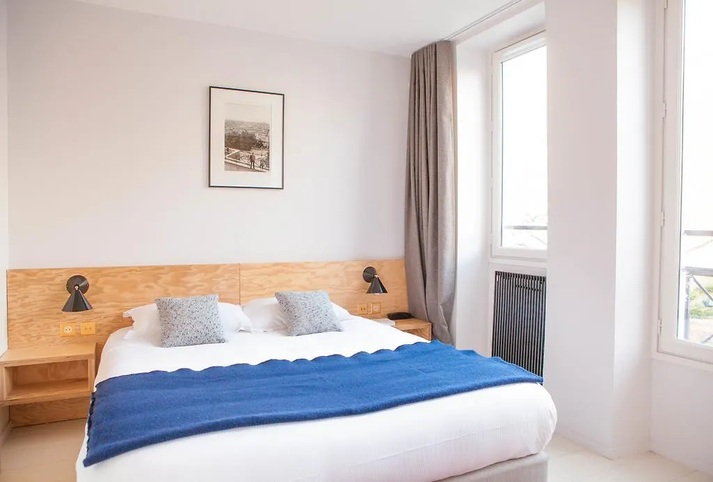Hotel Montholon Paris 3*,  France