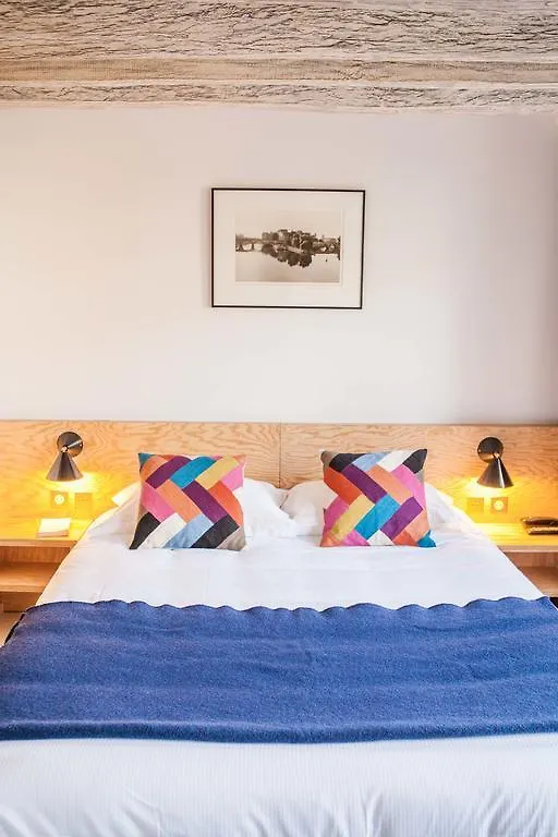 Hotel Montholon Paris