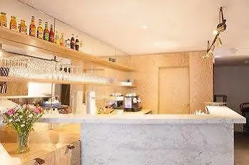 Hotel Montholon Paris