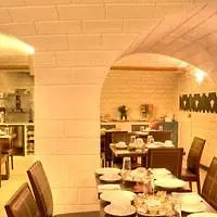 Hotel Montholon Paris