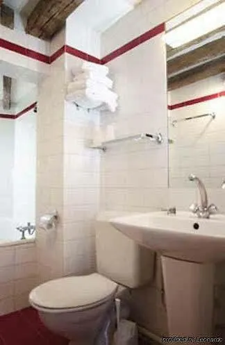 Hotel Montholon Paris 3*,